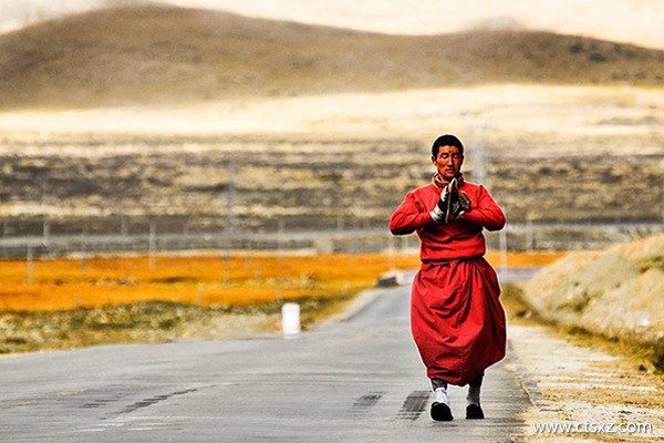拉薩至阿里包車游