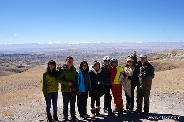 西藏阿里游包車費用