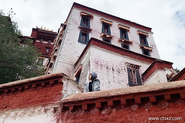 去西藏應(yīng)該帶什么