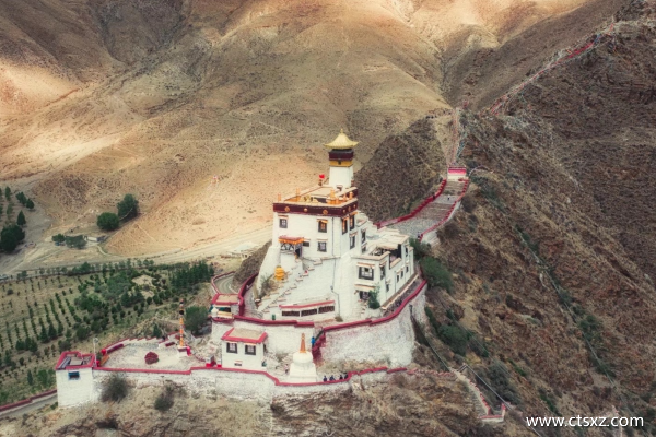 西藏旅游十天多少錢