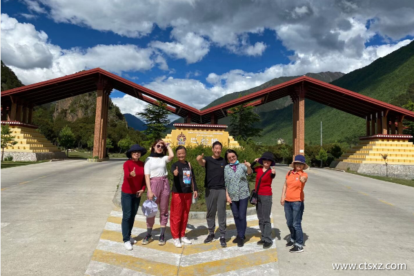 西藏10日游路線價(jià)格