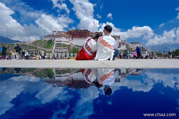 去西藏跟團(tuán)游需要多少錢(qián)